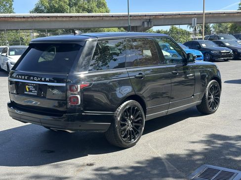 Used 2018 Land Rover Range Rover HSE image 8
