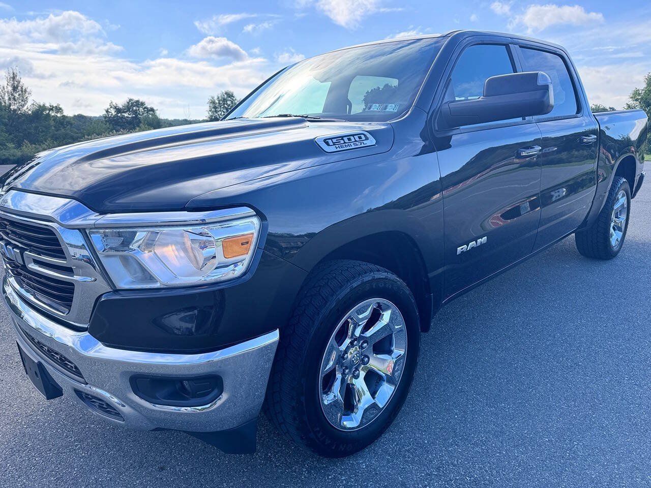 Used 2019 RAM 1500 Big Horn AWD/4WD image 3