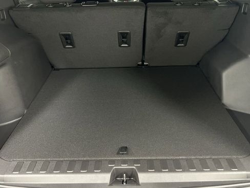 Used 2023 Chevrolet Equinox LT AWD/4WD image 23