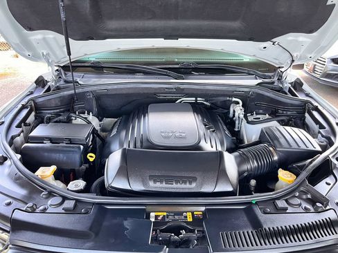 Used 2022 Dodge Durango R/T w/ Blacktop Package AWD/4WD image 68