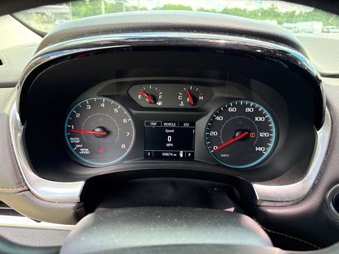 Used 2020 Chevrolet Traverse LS FWD image 6