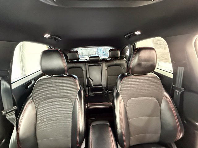 Used 2025 Ford Escape ST-Line AWD/4WD image 30