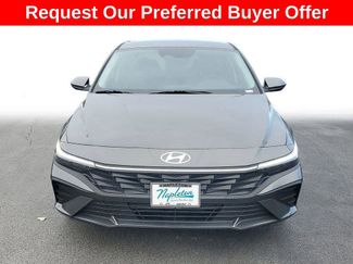 New 2026 Hyundai Elantra SE video 2