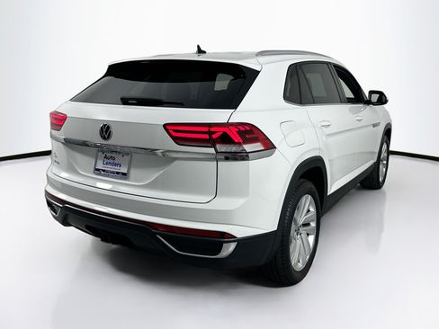 Used 2023 Volkswagen Atlas Cross Sport SE FWD image 5