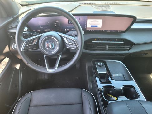 Used 2025 Buick Enclave Preferred FWD image 14