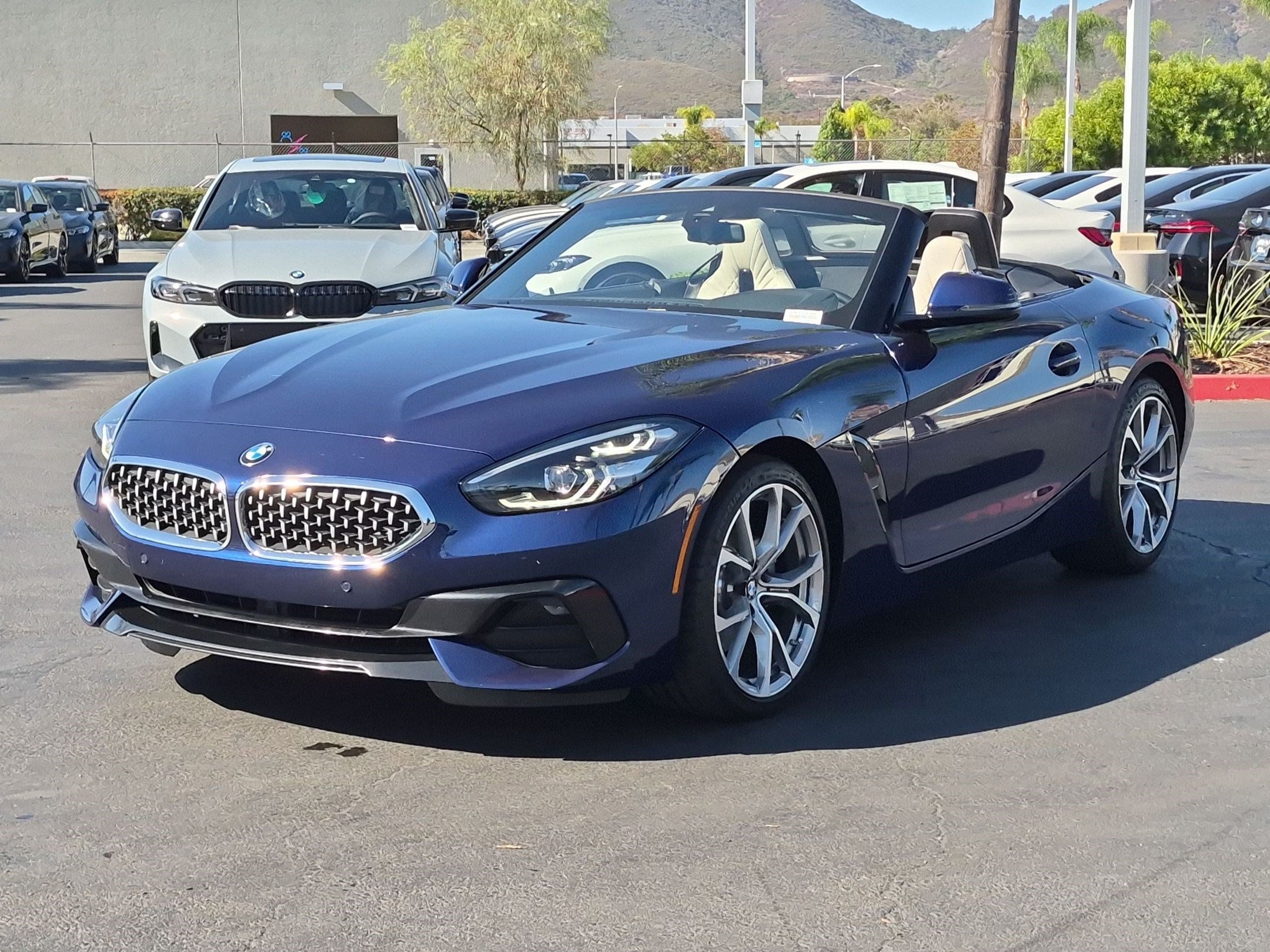 Used 2020 BMW Z4 sDrive30i w/ Convenience Package RWD image 5