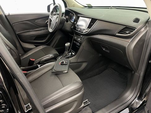 Certified 2019 Buick Encore Sport Touring w/ Safety Package image 34