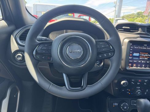 Used 2021 Jeep Renegade Latitude w/ Sun & Sound Group AWD/4WD image 12
