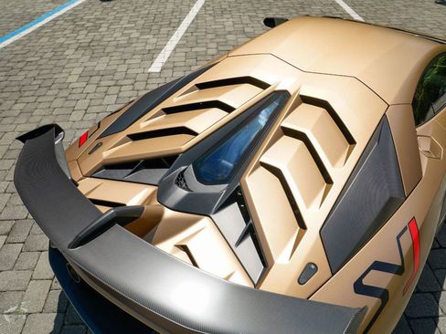 Used 2020 Lamborghini Aventador SVJ image 50