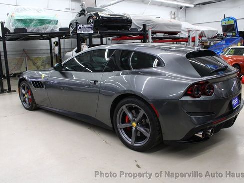 Used 2017 Ferrari GTC4Lusso AWD/4WD image 76