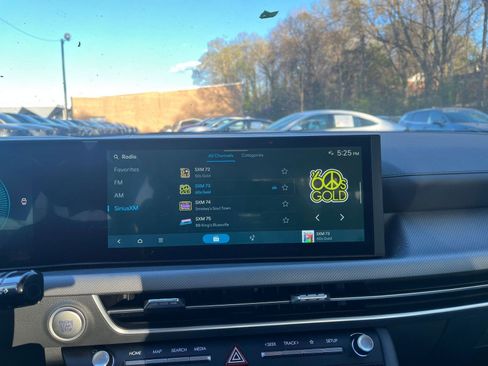 Used 2025 Hyundai Sonata SEL FWD image 20