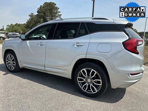 Certified 2022 GMC Terrain Denali w/ LPO, Roadside Safety Package AWD/4WD image 6