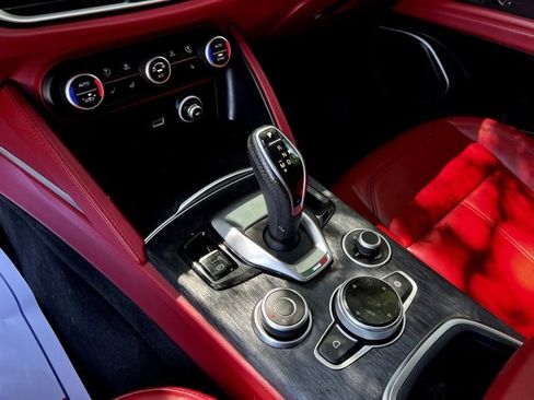 Used 2021 Alfa Romeo Stelvio Sprint w/ Nero Edizione image 42