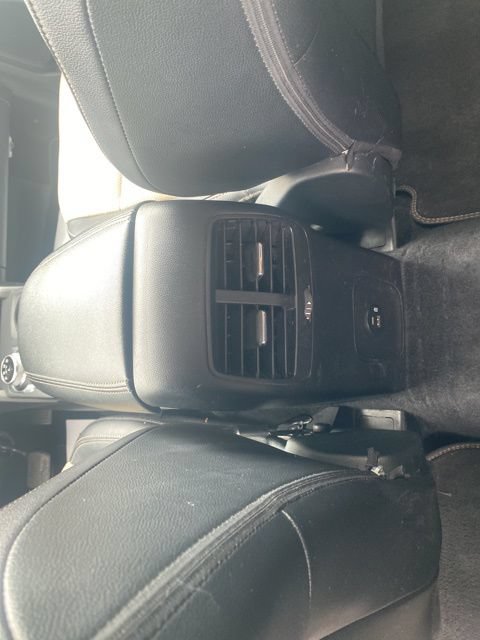 Used 2022 Ford Escape Titanium w/ Titanium Elite Package AWD/4WD image 13