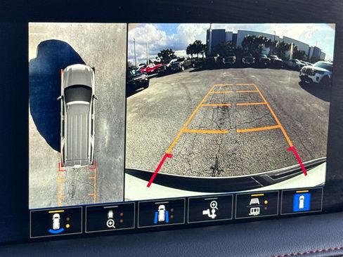 Used 2022 Chevrolet Tahoe RST w/ Luxury Package image 21