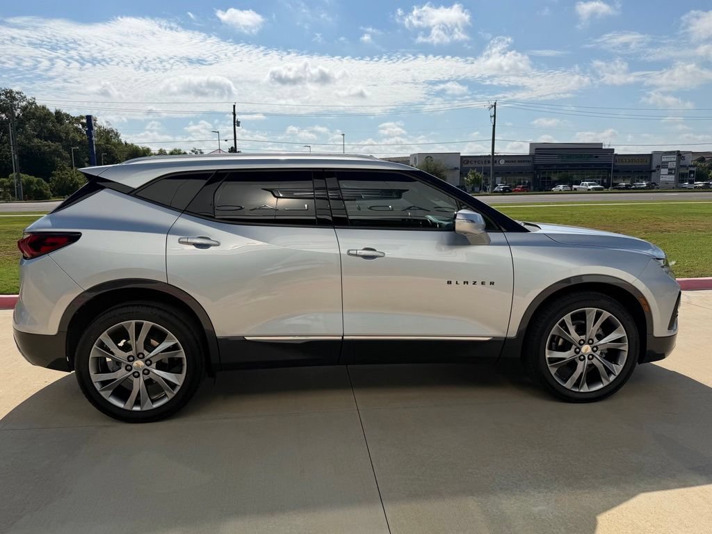 Used 2022 Chevrolet Blazer Premier w/ Enhanced Convenience Package AWD/4WD image 9