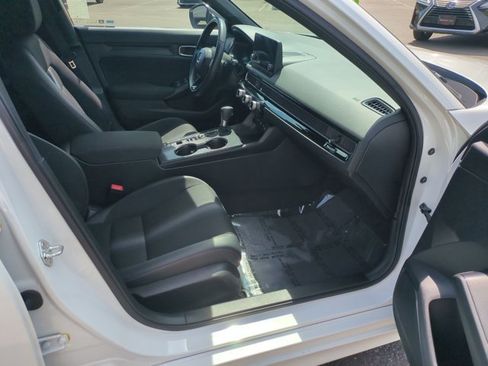 Used 2025 Honda Civic Sport image 19
