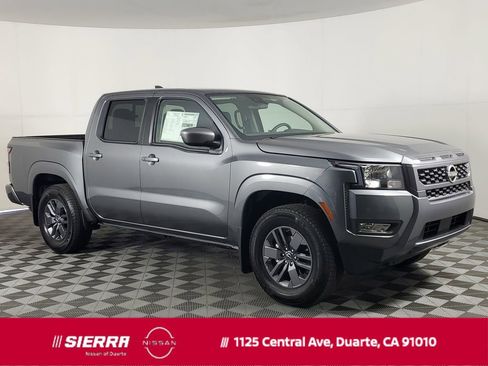 New 2025 Nissan Frontier SV w/ SV Convenience Package RWD image 1