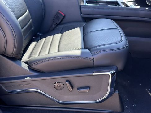 New 2025 Ford F350 Platinum w/ FX4 Off-Road Package image 14