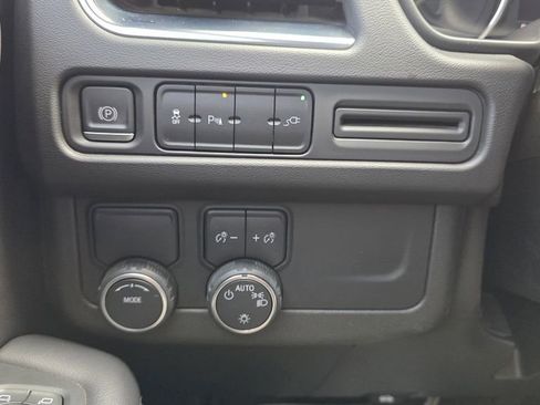 Used 2021 Chevrolet Tahoe LT RWD image 19