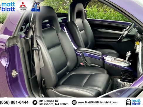 Used 2004 Chevrolet SSR w/ Preferred Equipment Group image 8