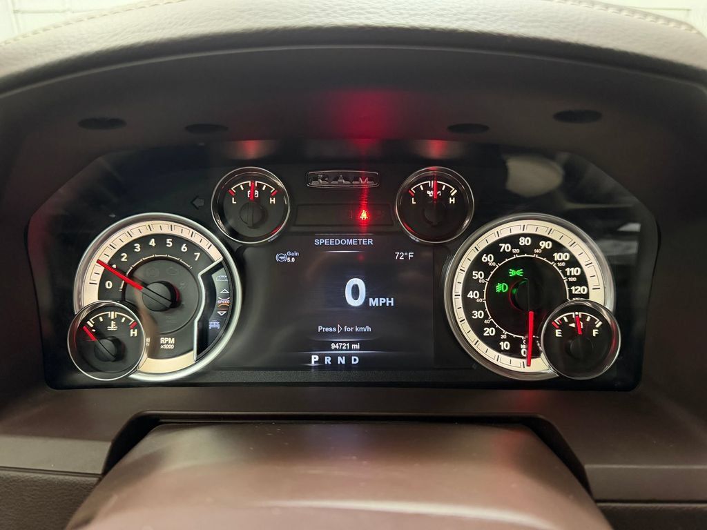 Used 2017 RAM 1500 Laramie w/ Convenience Group AWD/4WD image 21
