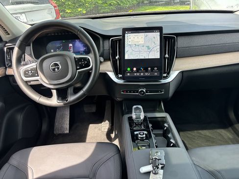 Used 2026 Volvo XC90 B6 Plus w/ Protection Package Premier AWD/4WD image 27