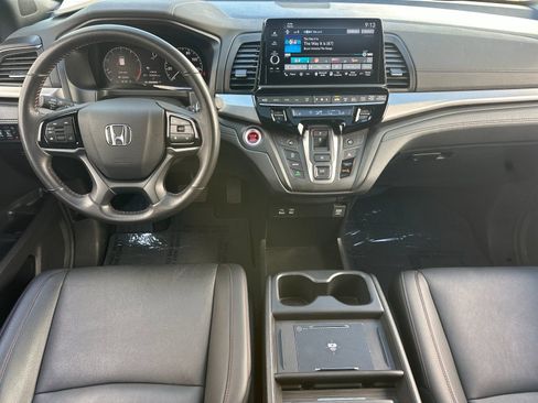 Used 2025 Honda Odyssey Sport-L image 13