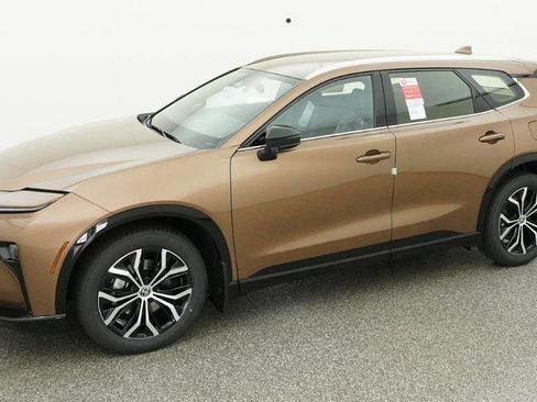 New 2026 Toyota Crown Signia AWD/4WD image 5