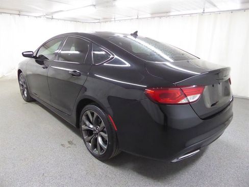 Used 2015 Chrysler 200 S w/ Navigation & Sound Group I image 5