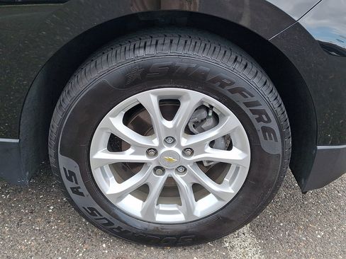 Used 2020 Chevrolet Equinox LS w/ LS Convenience Package AWD/4WD image 9