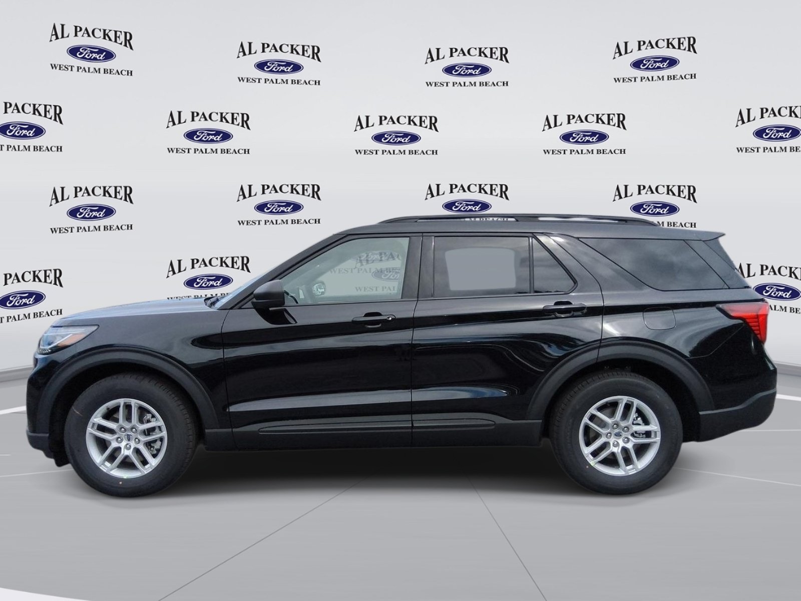 New 2027 Ford Explorer Active RWD image 2