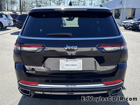Used 2023 Jeep Grand Cherokee L Overland w/ Rear Seat Video Group I image 4