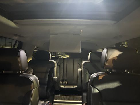 Used 2016 Chevrolet Tahoe LT AWD/4WD image 29