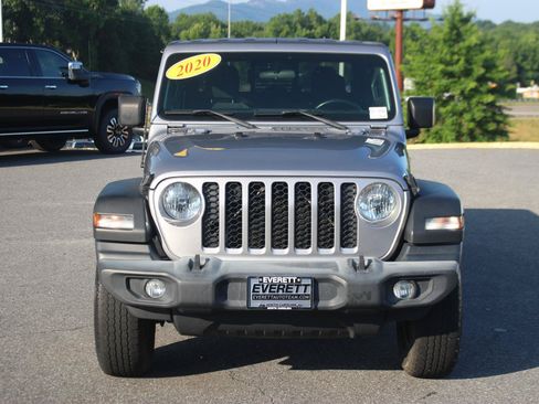 Used 2020 Jeep Gladiator Sport w/ Quick Order Package 24S AWD/4WD image 2