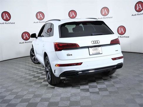 Used 2025 Audi Q5 2.0T Premium Plus w/ Premium Plus Package image 6