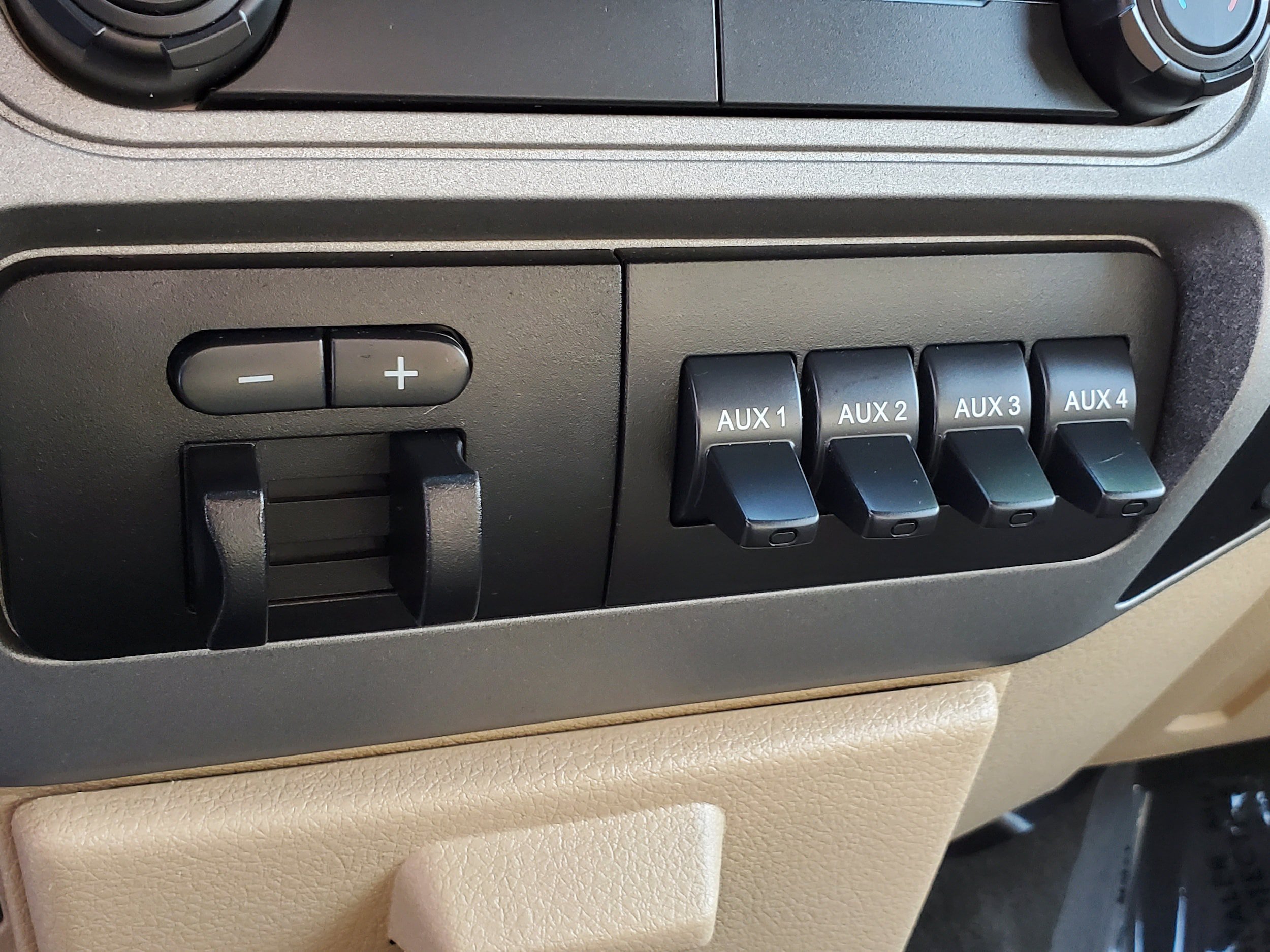 Used 2014 Ford F250 XLT w/ XLT Value Package AWD/4WD image 24