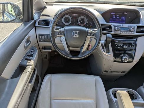Used 2011 Honda Odyssey EX-L image 18