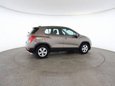 Used 2020 Chevrolet Trax LS image 20