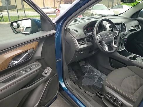 Used 2021 GMC Terrain SLE w/ Driver Convenience Package image 12