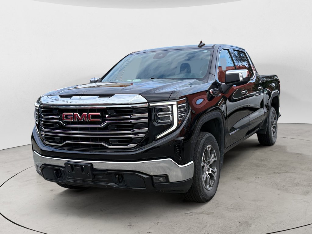 Used 2025 GMC Sierra 1500 SLT AWD/4WD image 7