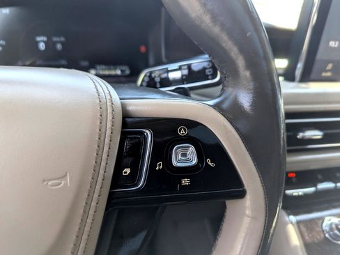 Used 2020 Lincoln Aviator Reserve w/ Equipment Group 202A image 19