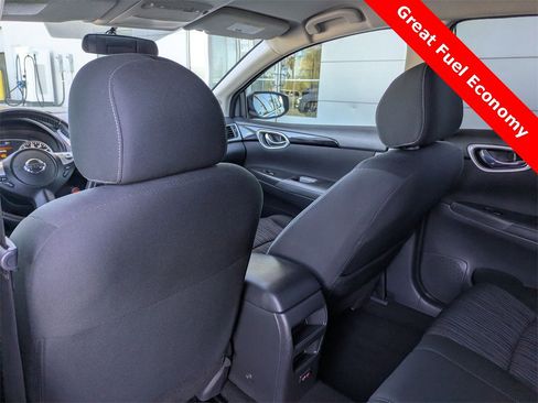 Used 2019 Nissan Sentra SV image 15