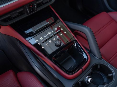 New 2026 Porsche Cayenne S AWD/4WD image 24