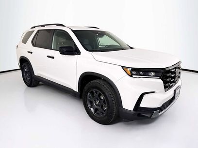 Certified 2025 Honda Pilot TrailSport