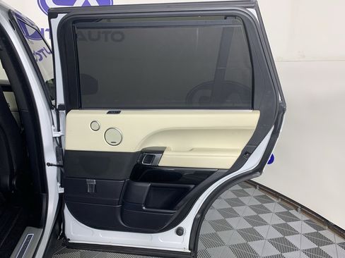 Used 2016 Land Rover Range Rover Long Wheelbase Supercharged image 38