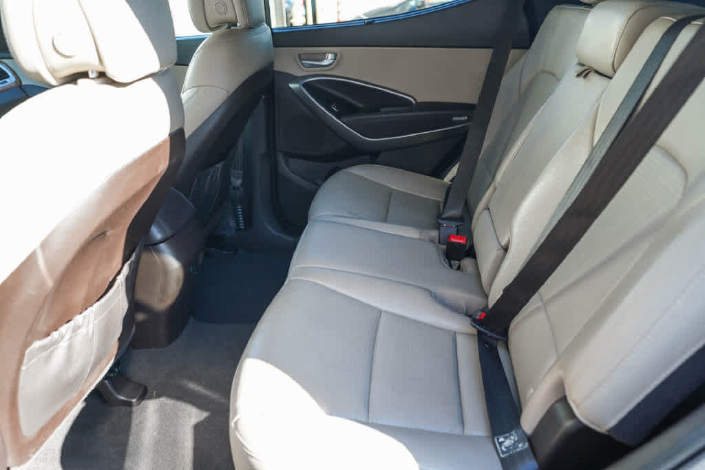 Used 2015 Hyundai Santa Fe Sport w/ Option Group 03 FWD image 20