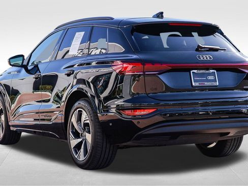 Certified 2025 Audi Q6 e-tron Premium Plus w/ Premium Plus image 4