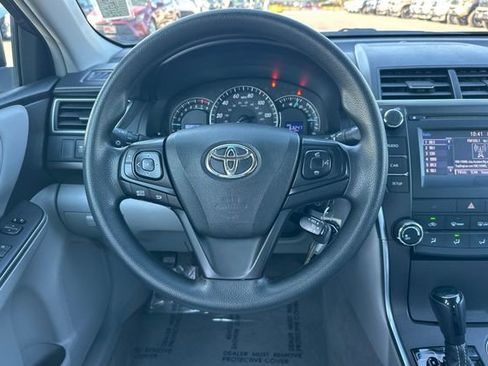 Used 2015 Toyota Camry LE image 16