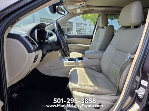 Used 2020 Jeep Grand Cherokee Limited w/ Luxury Group II RWD image 9